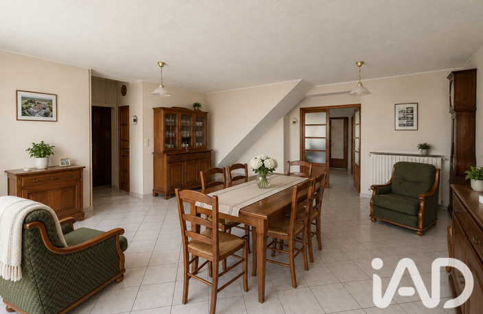 Vente Maison/villa 10 pièces — photo 2