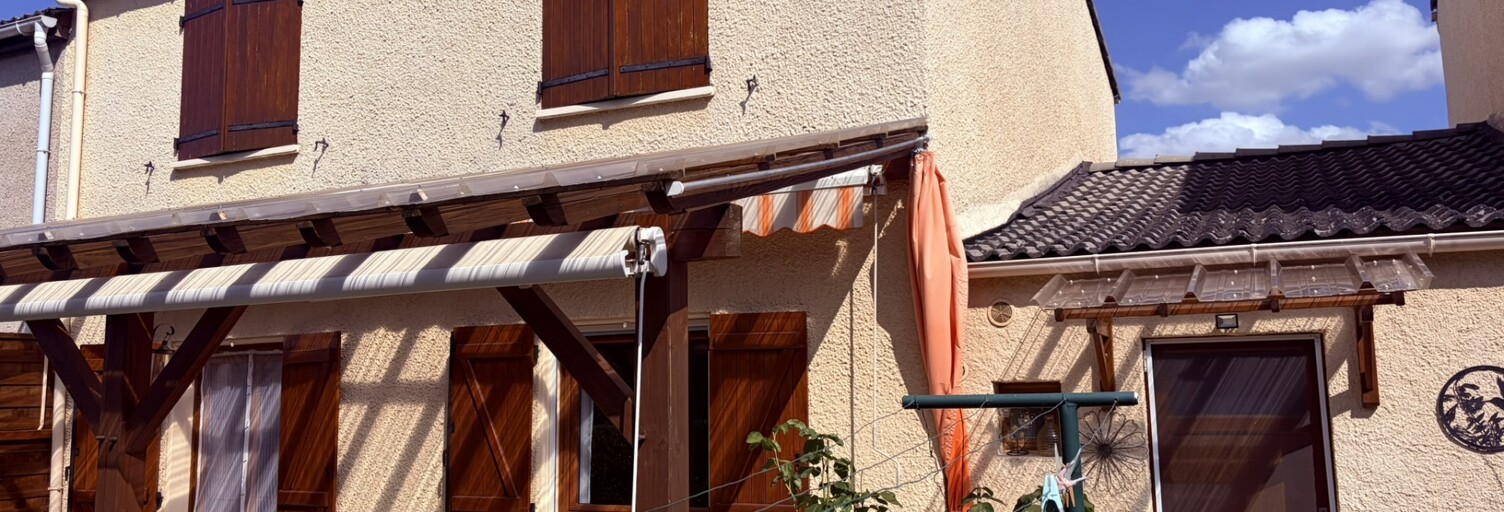 Maison 5 Pièces 93 m² à vendre à Flavin (12450)