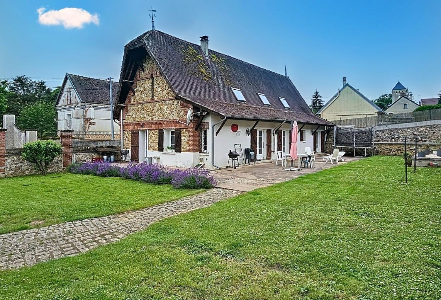 A  20 mn de Château-Thierry et proche de Dormans. — photo 1