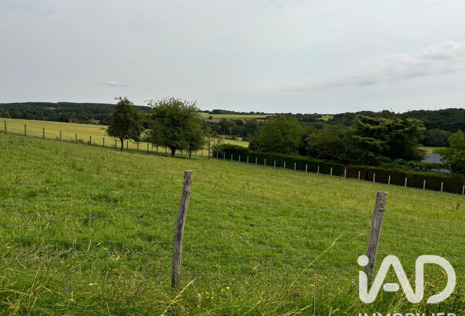 Vente Terrain 2 700 m&sup2; — photo 1