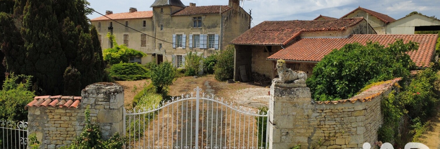 Maison 4 Pièces 121 m² à vendre à Courcôme (16240)