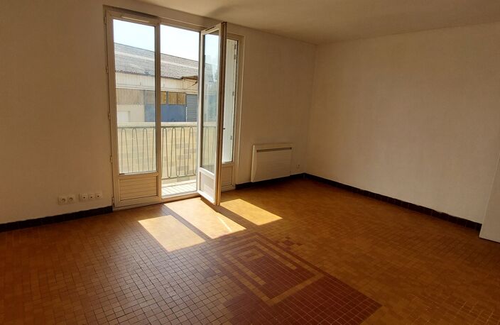 Location Appartement 3 pièces — photo 2