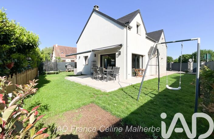 Vente Maison/villa 8 pièces — photo 2