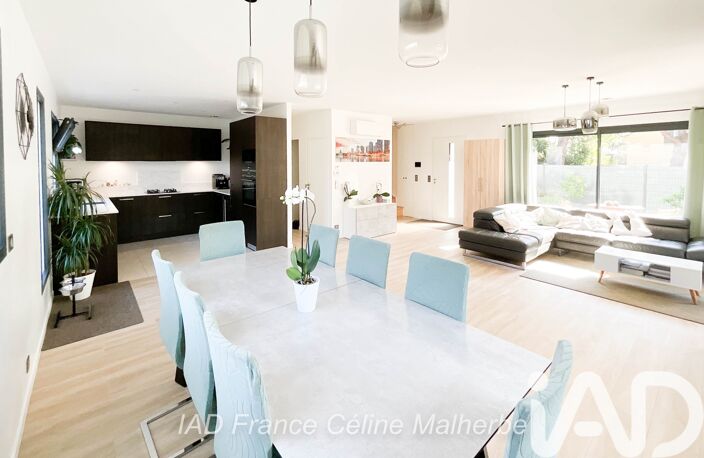 Vente Maison/villa 8 pièces — photo 5