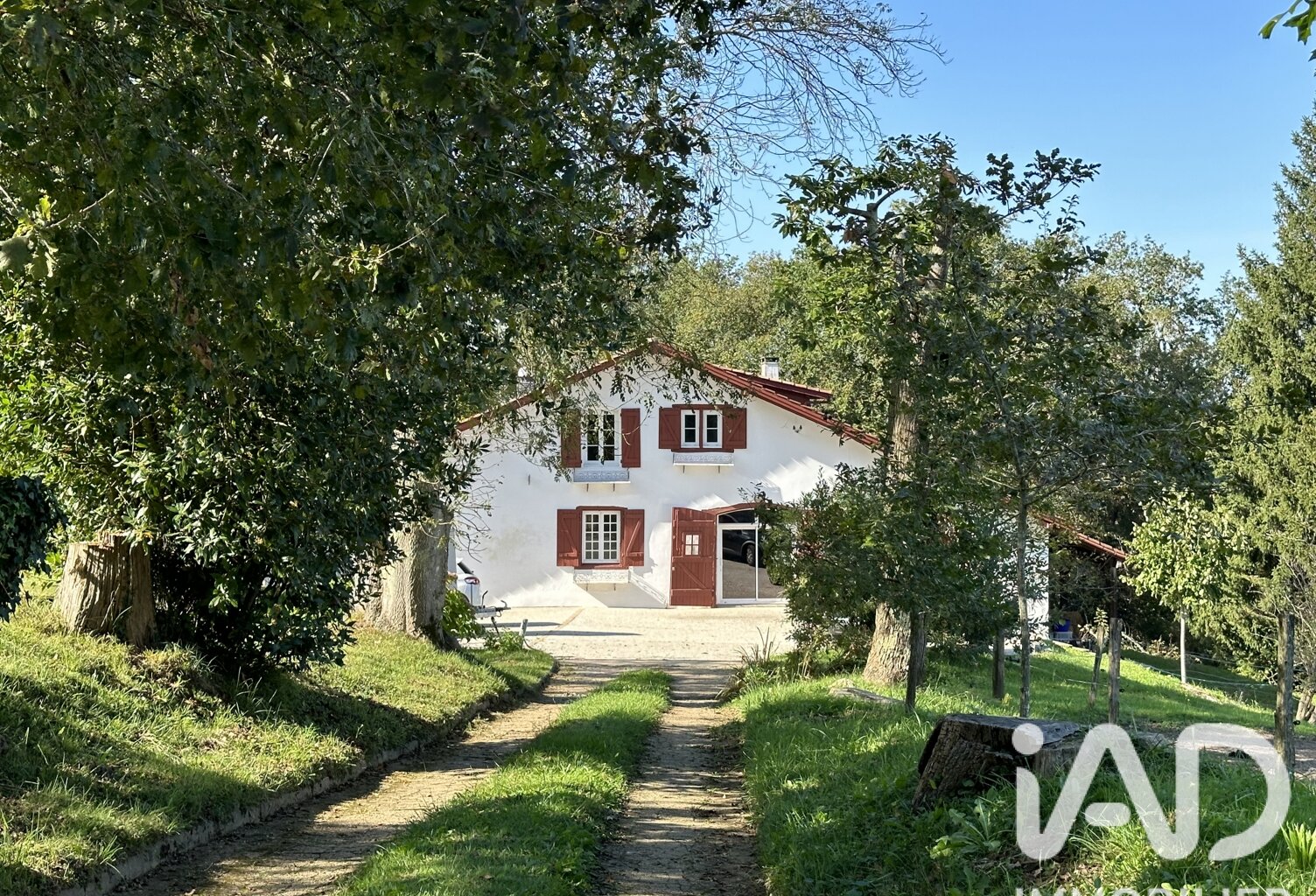 Vente Maison/villa 8 pièces — photo 1