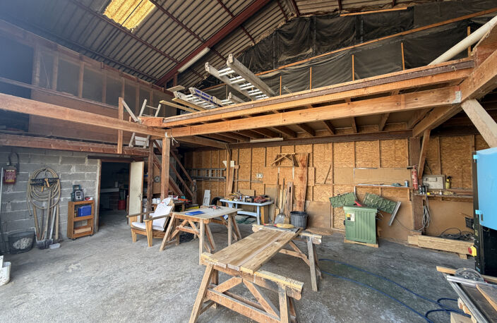 TONNEINS - Bâtiment en zone d'activité — photo 2
