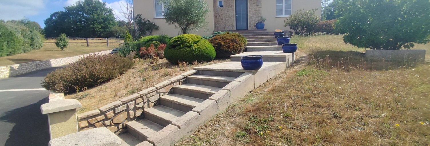 Maison 7 Pièces 165 m² à vendre à Saint-Ouën-des-Toits (53410)