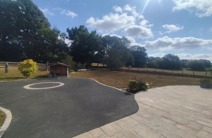 Charmante maison fonctionnelle avec beau terrain avec vue sur les champs ! — photo 3