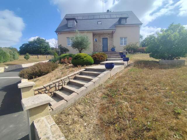 Charmante maison fonctionnelle avec beau terrain avec vue sur les champs ! — photo du bien