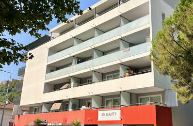 MADELEINE Carré 131 : Location VIDE 3 pièces 63m2 Terrasse 18m2 Jardinet 25m2 Double Parkings — photo du bien