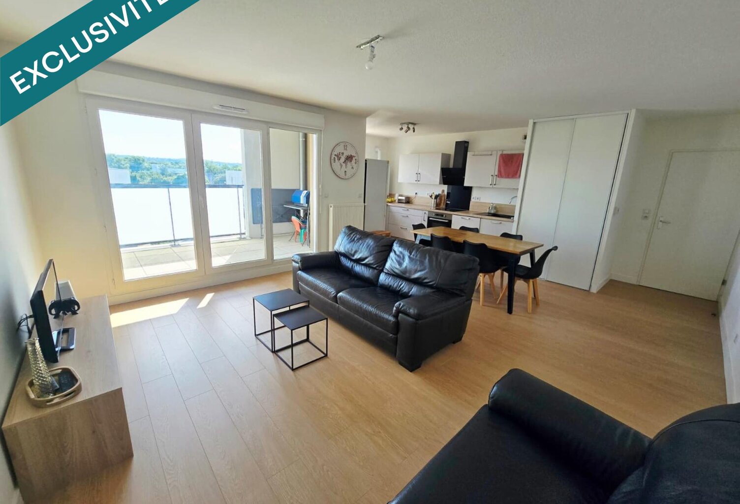 T5 récent de 96 m² avec grande terrasse et garage fermé — photo 1