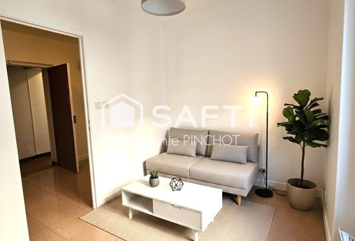 À VENDRE  CHARMANT 2 PIÈCES LUMINEUX D'ENVIRON 28 M² AVEC CAVE  PARIS 19e — photo 1