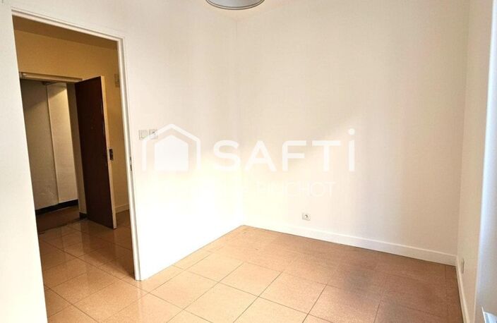 À VENDRE  CHARMANT 2 PIÈCES LUMINEUX D'ENVIRON 28 M² AVEC CAVE  PARIS 19e — photo 2