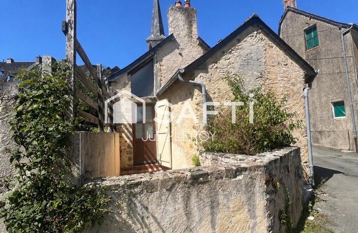 Maison de bourg   Saint-Martin-de-Connée (53160) — photo 2