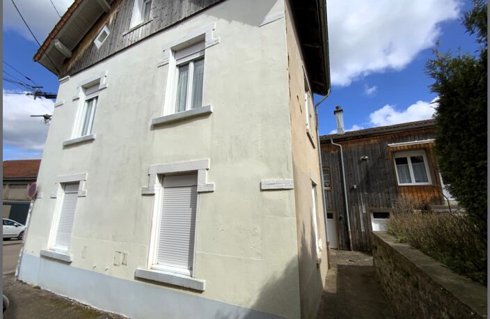 PETIT IMMEUBLE DE RAPPORT, 5 APPARTEMENTS F1 MEUBLES, LOCATION CURISTES — photo 3