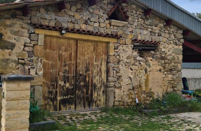 Très belle maison en ossature bois, rénovée, cadre verdoyant et calme. Proche de toutes commodités. — photo 5