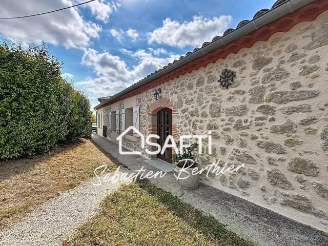 Longère familiale avec piscine 12 x 6  10 minutes de Lavaur  Terrain de 2 500 m² — photo du bien