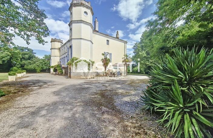 À VENDRE  CHÂTEAU DU XIXe SIÈCLE  448 m²  avec un parc de 7 hectares  aux portes de Toulouse — photo 2