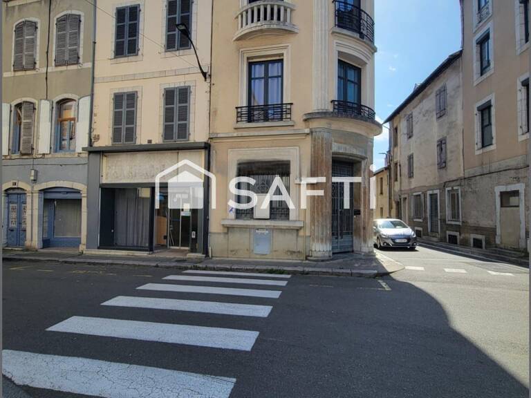 Immeuble à fort potentiel et local commercial avec studio. — photo 1