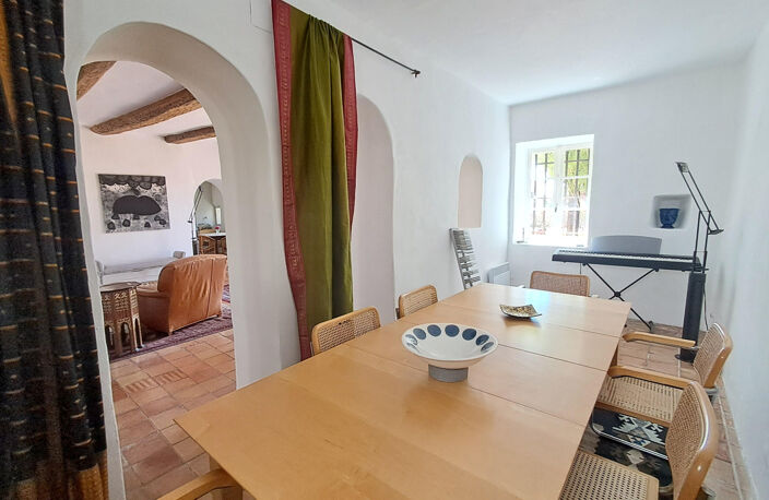 A VENDRE - BELLE MAISON DE VILLAGE DE TYPE 5 - PROCHE SAUVE — photo 4