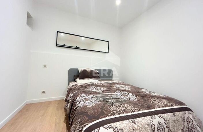 Beau Studio avec courette — photo 3