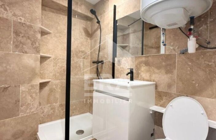 Beau Studio avec courette — photo 4