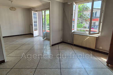 Appartement 4 pièces 243800 €