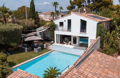 SANARY-SUR -MER  / QUARTIER BEAUCOURS - VILLA DE 170 M2 AVEC — photo du bien