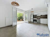 TOULOUSE BONNEFOY -  T3 de 56 m² TERRASSE - JARDIN PARKING et CAVE — photo 2