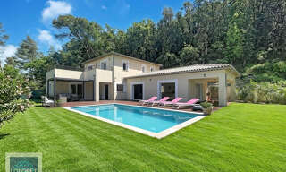 Maison 6 Pièces 227 m² à vendre à Roquefort-les-Pins (06330)
