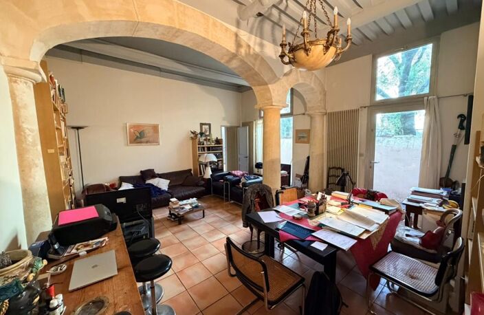 Aix Quartier Mazarin – Type 3 avec 2 terrasses (30 m²) + sous-sol 27m² + cave — photo 2