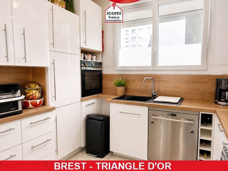 FINISTERE - Brest (29200) - A VENDRE - APPARTEMENT DUPLEX DE 110 M²- 3 CHAMBRES - CAVE - ASCENSEUR - DALLE BETON - CHAUFFAGE INDIVIDUEL — photo 1