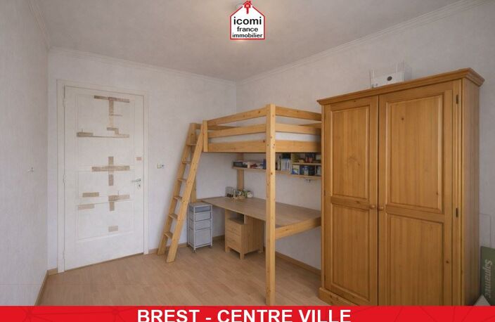 FINISTERE - Brest (29200) - A VENDRE - APPARTEMENT - T3  - VUE DEGAGEE - BALCONNET - IDEALEMENT SITUE - 3EME ET DERNIER ETAGE — photo 5