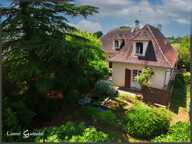 Périgourdine idéalement située 5 chambres sur un beau terrain Paysager à Pineuilh (33) — photo 2