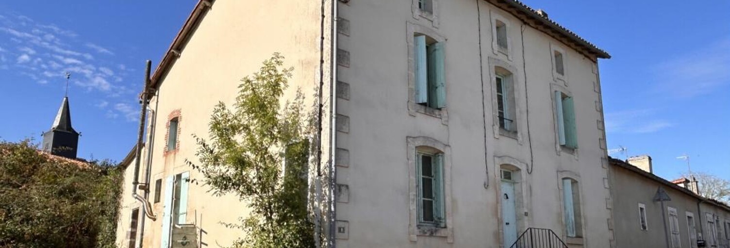 Maison 9 Pièces 248 m² à vendre à Les Châteliers (79340)