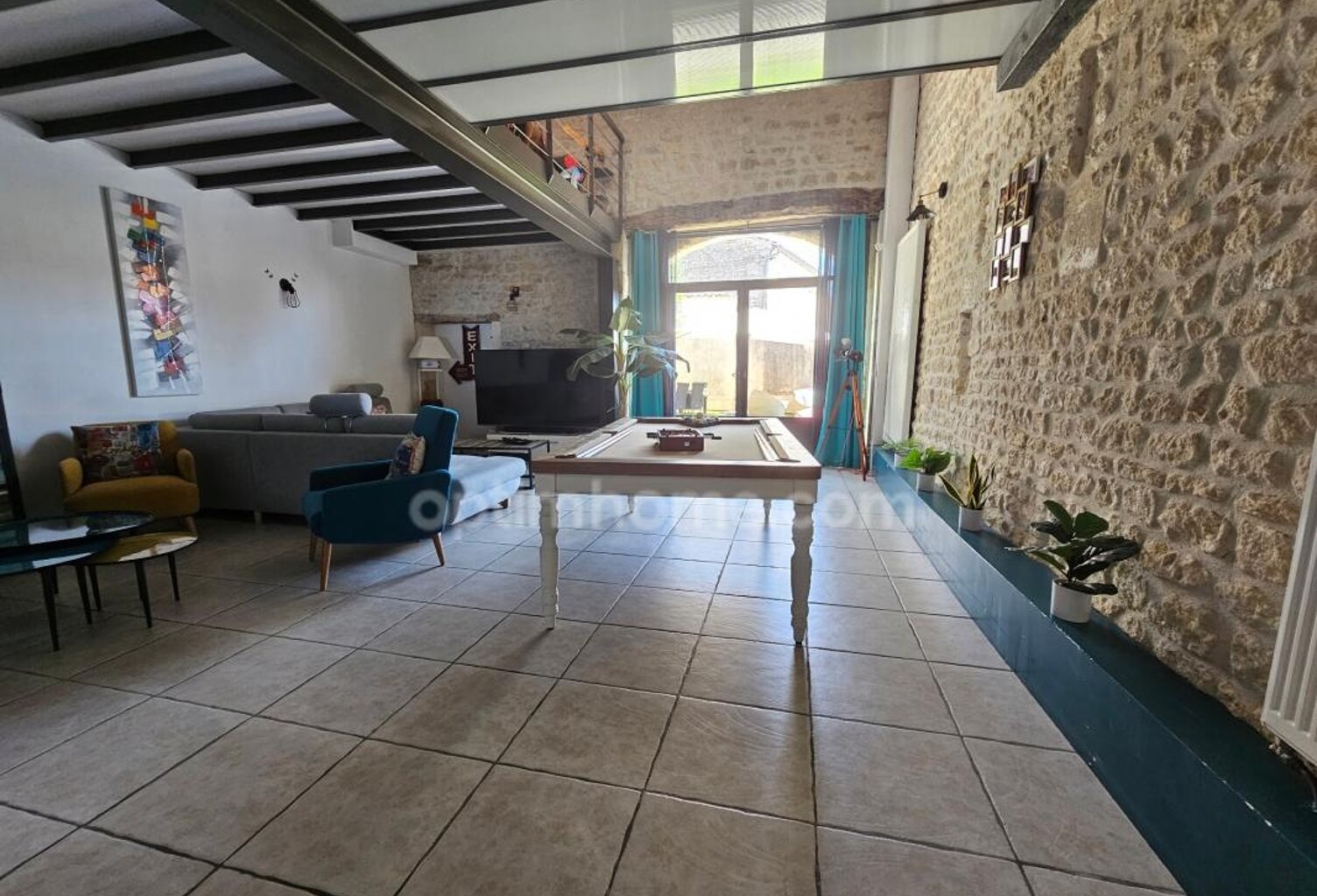 Maison de caractère rénovée (264 m²) – 5 Chambres et bureaux Charme, volumes et confort HIERSAC (16) — photo 1