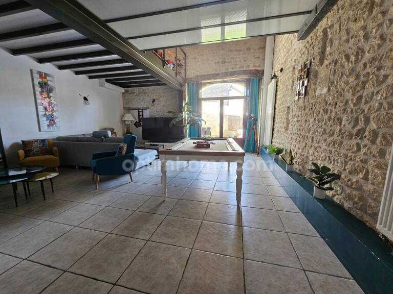 Maison de caractère rénovée (264 m²) – 5 Chambres et bureaux Charme, volumes et confort HIERSAC (16) — photo 1