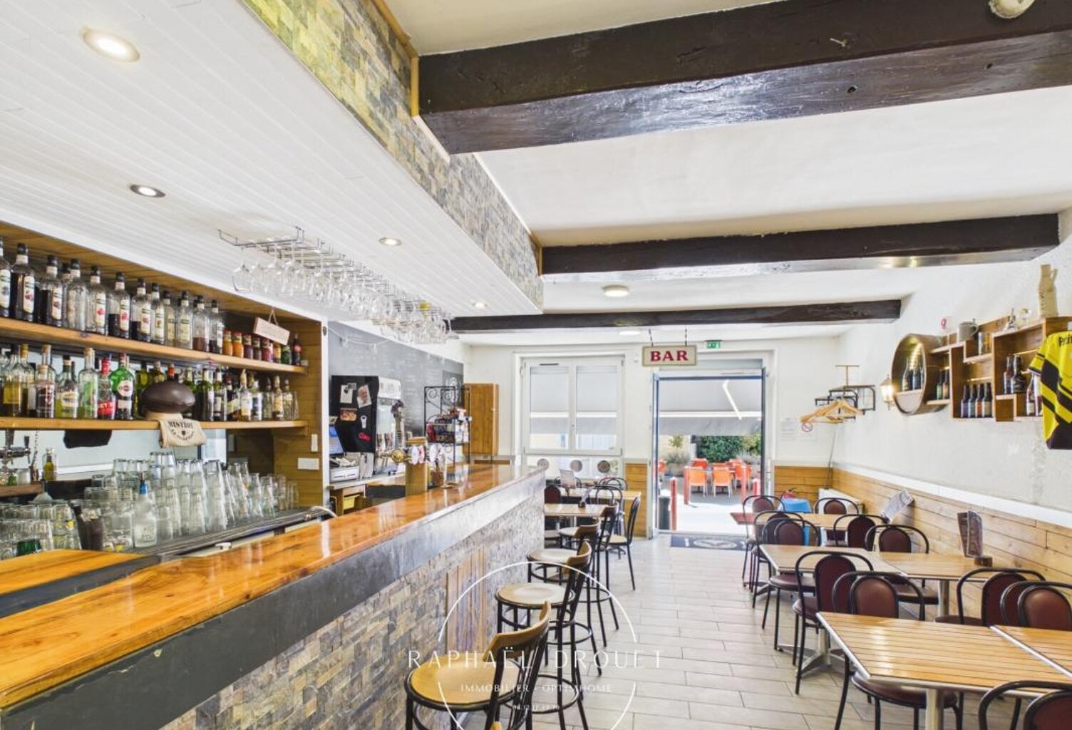 LES CÔTES-D’AREY (38) – FONDS DE COMMERCE BAR-RESTAURANT AVEC LOGEMENT — photo 1