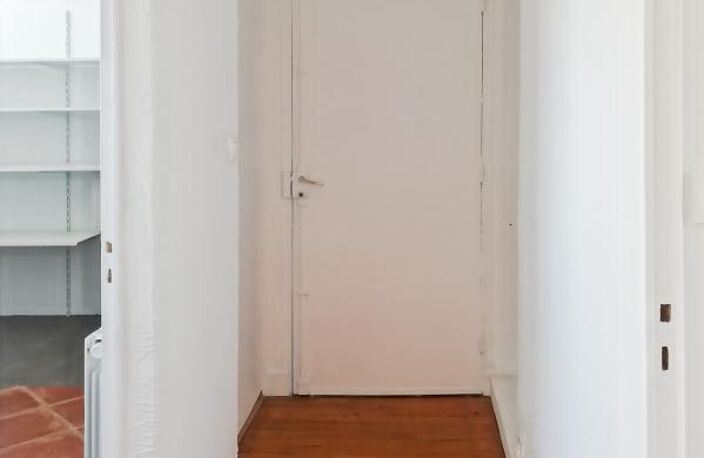 Appartement À Vendre — photo 2