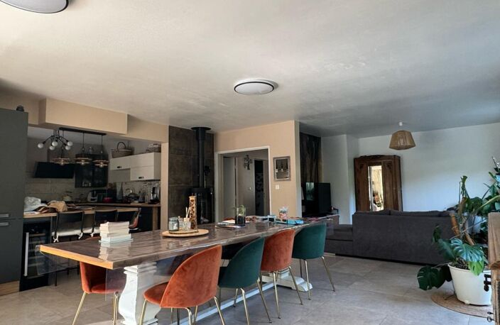 Maison À Vendre à Rochemaure — photo 4