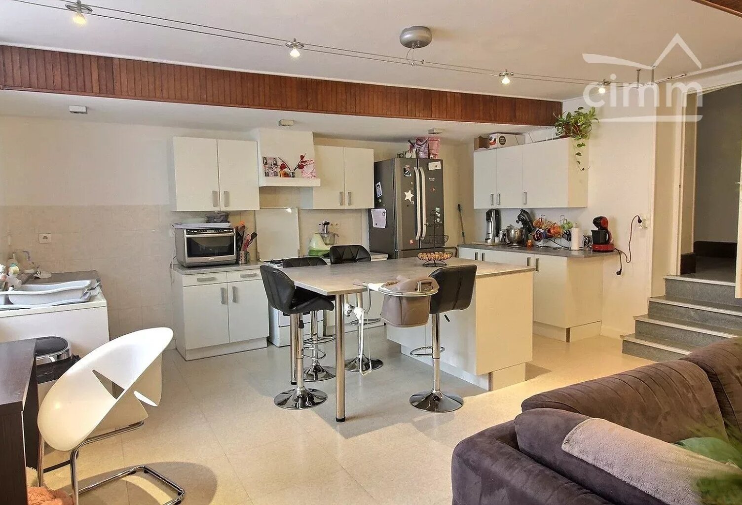 APPARTEMENT ATYPIQUE T6+ — photo 1