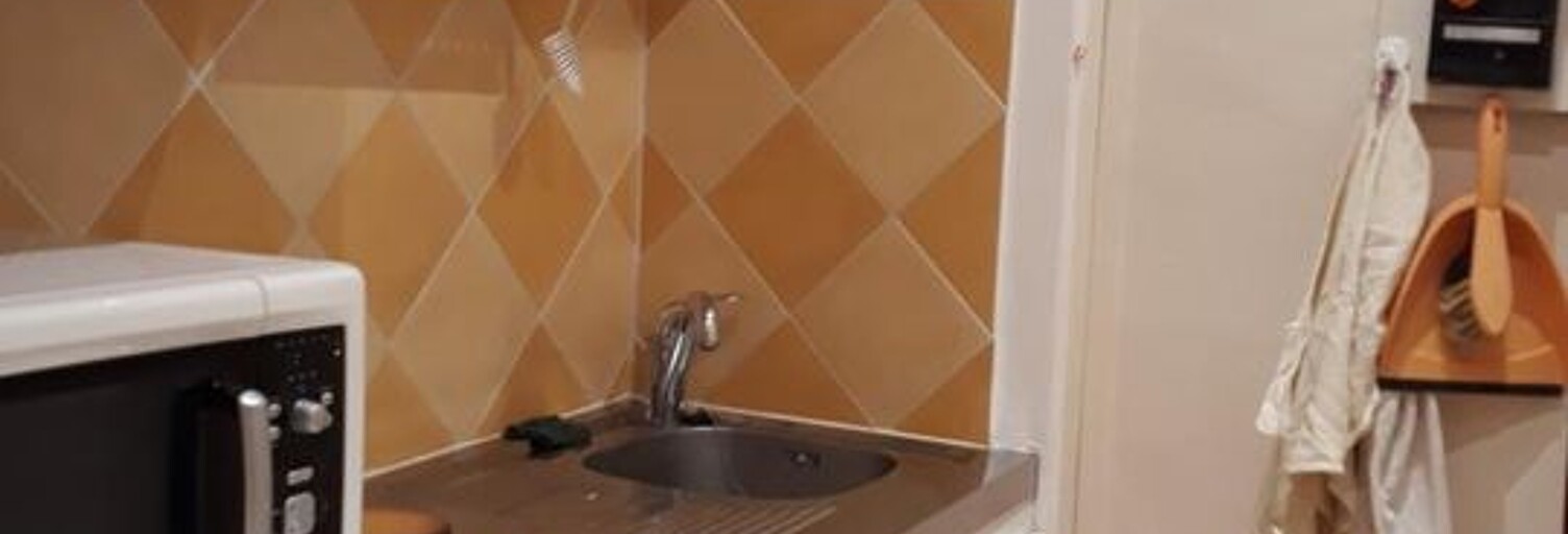 Appartement 1 Pièce 15 m² à louer à Paris 7 (75007)