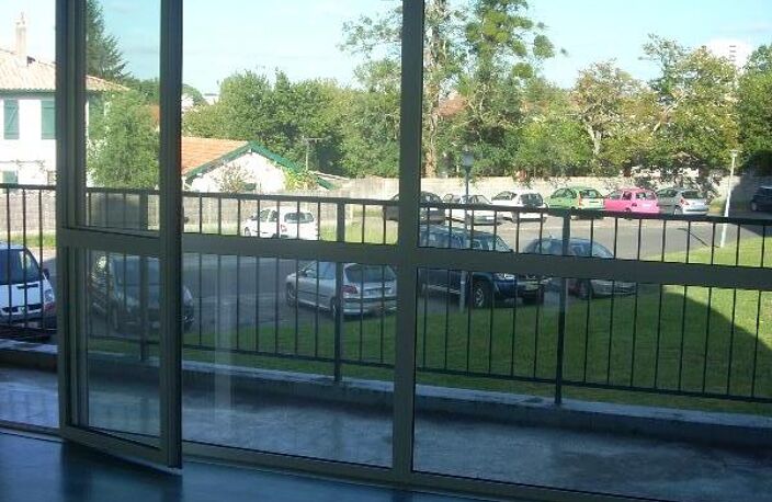 T1 — photo 2