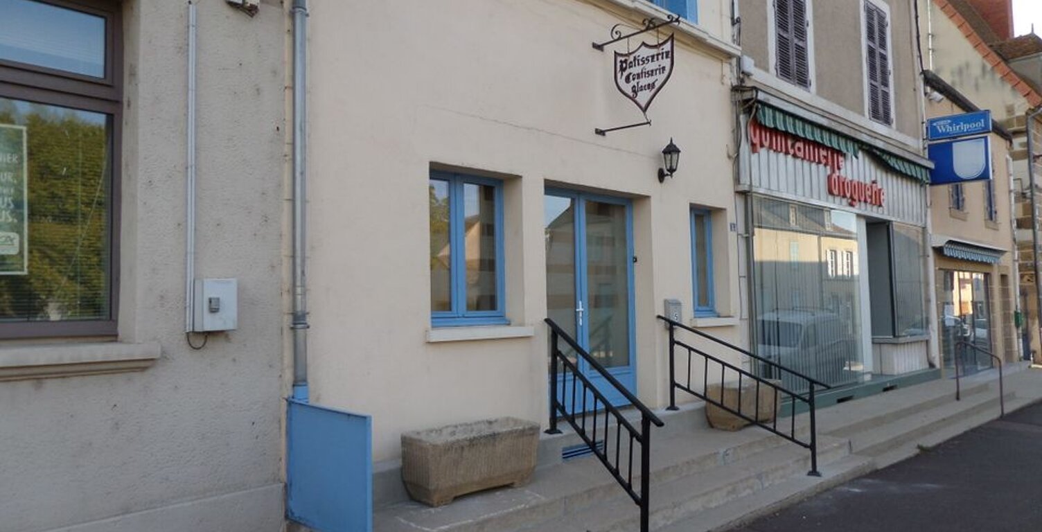 Appartement de 120m2 à louer sur Villefranche-d'Allier — photo 1
