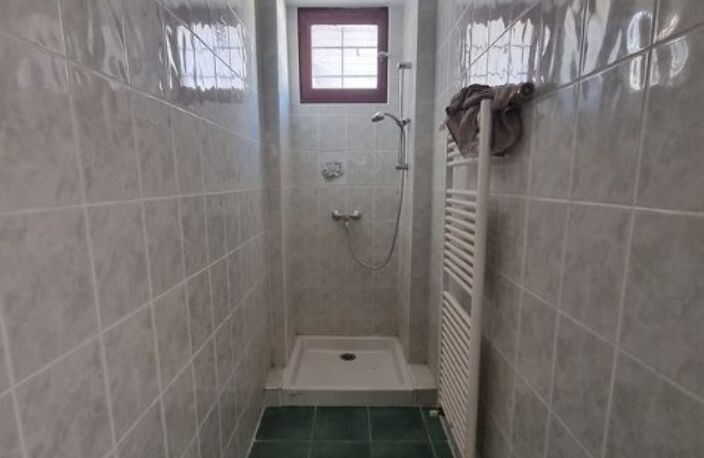 T2 — photo 3