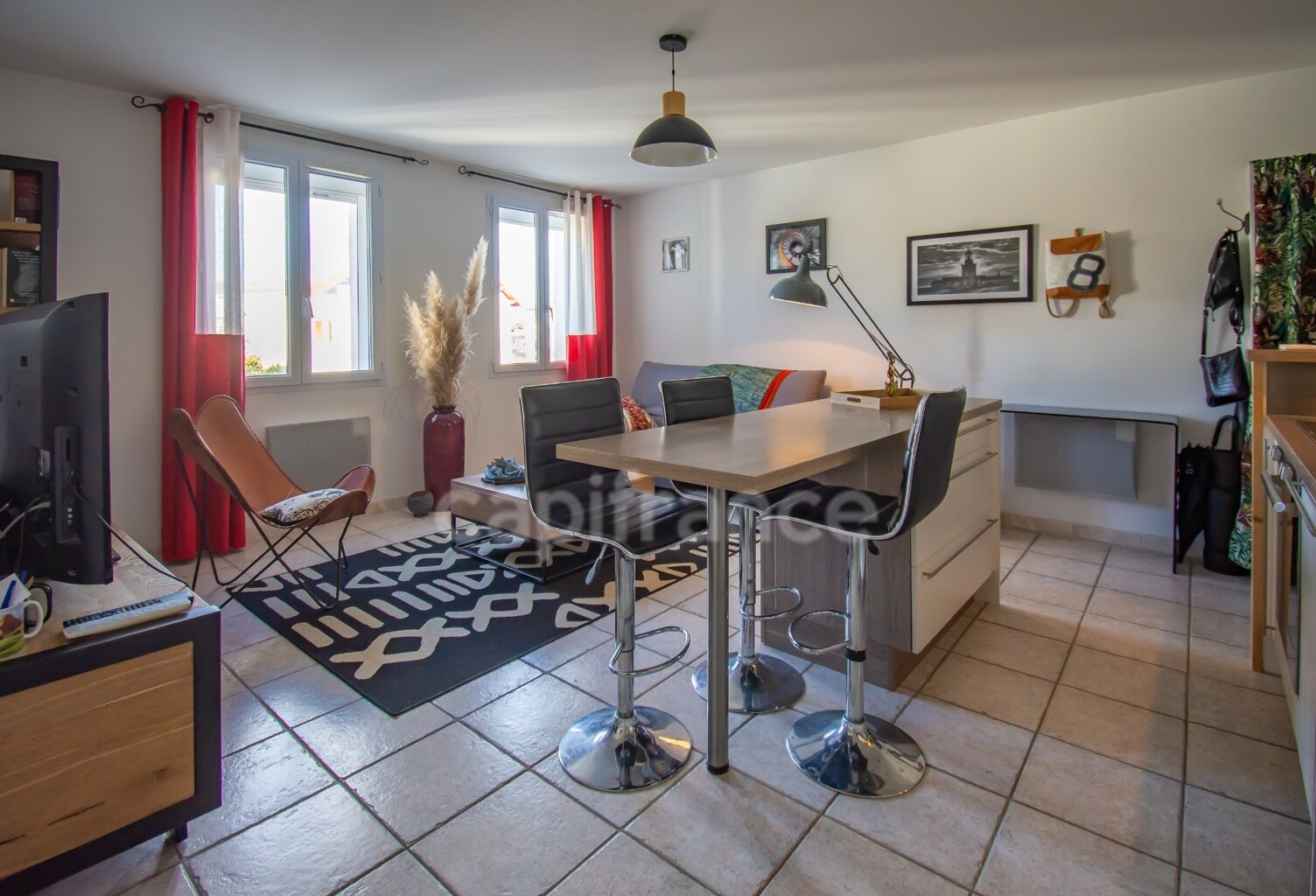 ROYAN CENTRE - APPARTEMENT T2 ***EXCLUSIVITÉ*** — photo 1