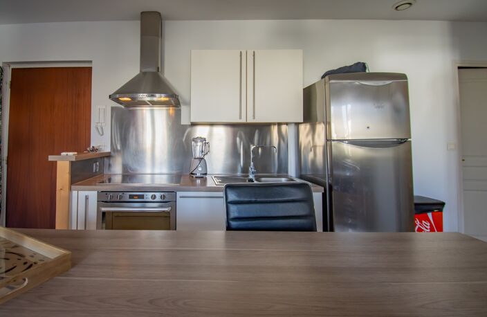 ROYAN CENTRE - APPARTEMENT T2 ***EXCLUSIVITÉ*** — photo 5