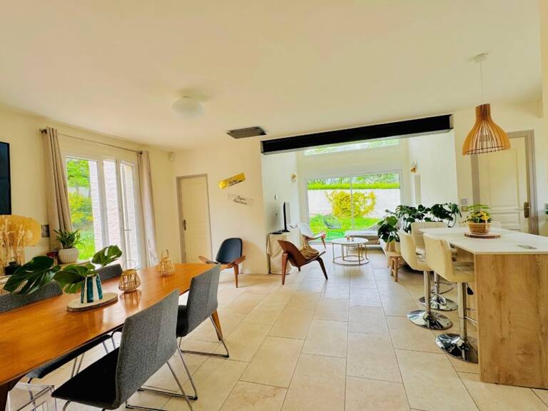 Dpt Bouches du Rhône (13), à vendre AIX EN PROVENCE maison de plain pied de 125 m² agrandissable sur 2000m2 avec piscine pool house et  garage — photo 1
