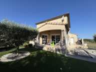 SAINT-PAUL-TROIS-CHÂTEAUX – À 10 MINUTES À PIED DU CENTRE, UNE MAISON AU CALME AVEC VUE SUR LA CAMPAGNE — photo 2