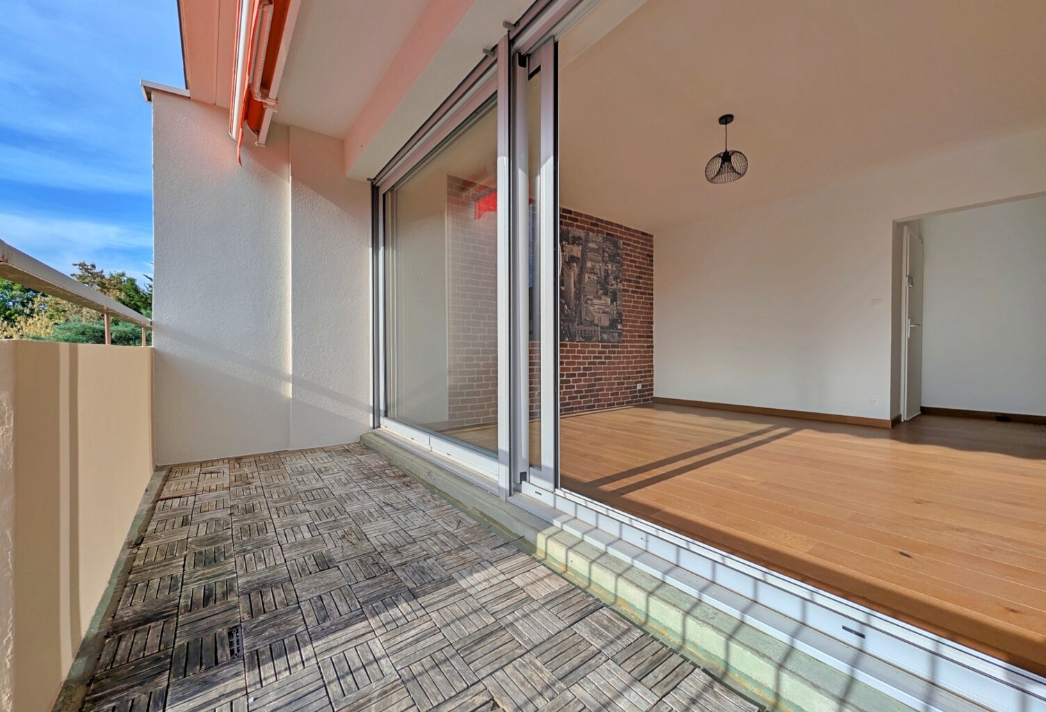 Dpt Haut-Rhin (68), Attique à vendre, appartement T2 de 55,42 m²  :  Bel appartement en Dernier Étage avec Balcon couvert Orienté Sud — photo 1